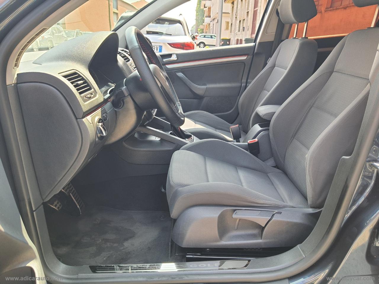VOLKSWAGEN Golf 1.6 16V FSI 5p.