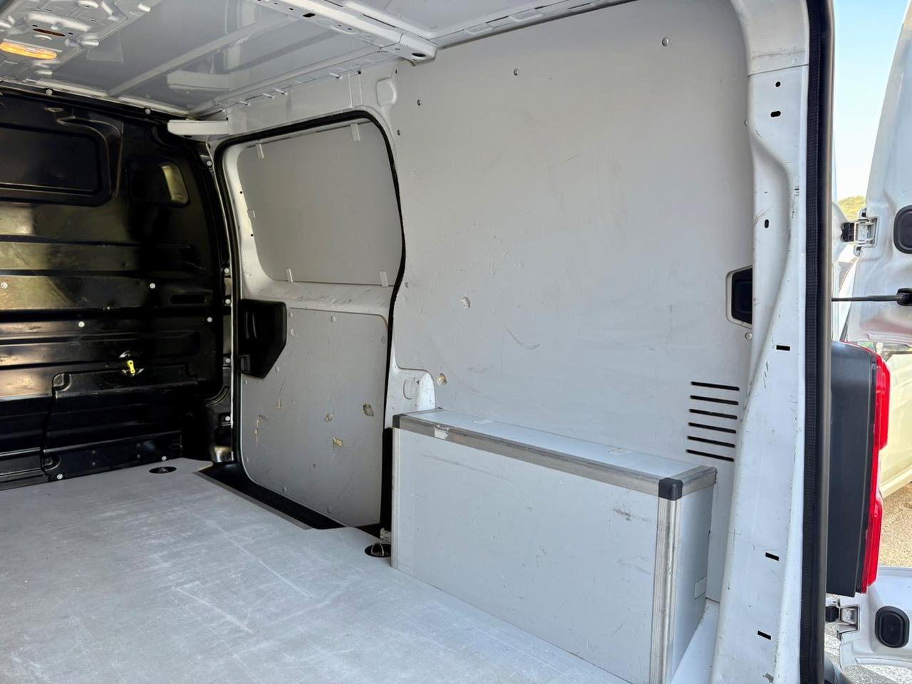 Opel Vivaro 1.5 Diesel 120cv PL-TN Enjoy DOPPIA PORTA LATERALE