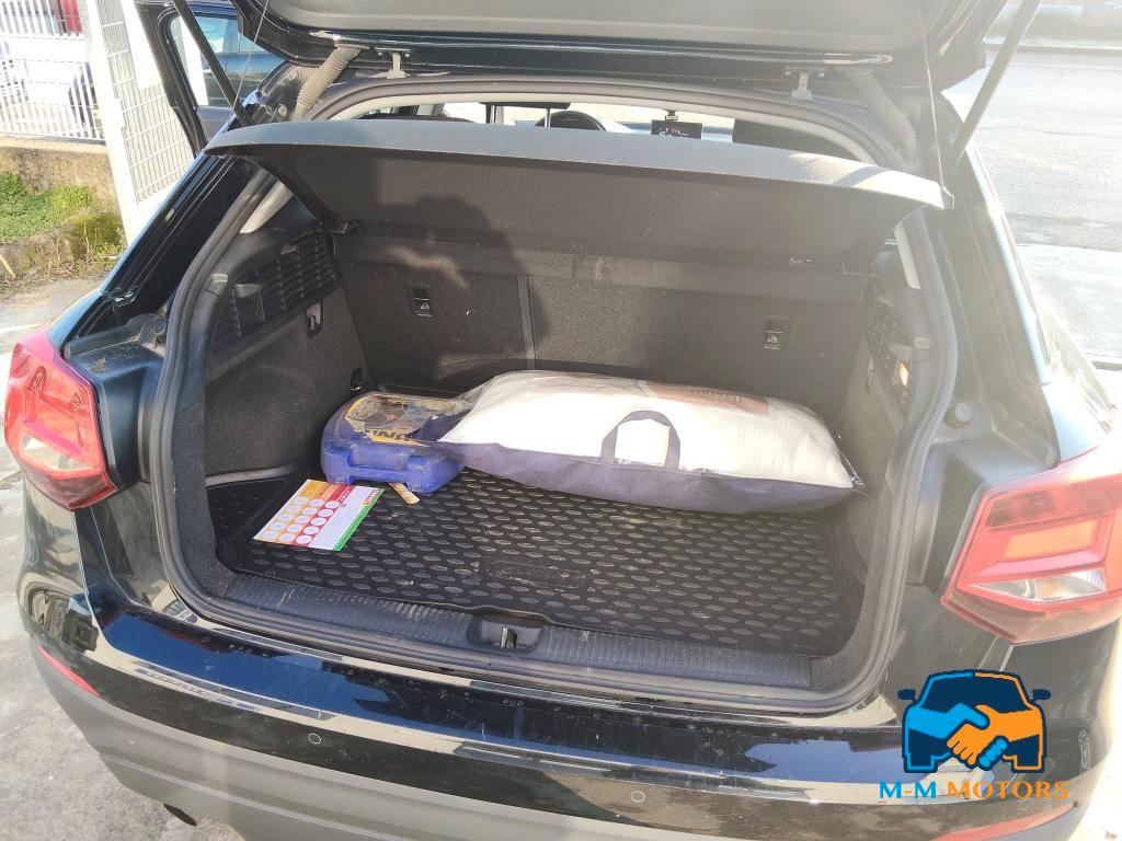 Audi Q2 1.6 tdi Business s-tronic