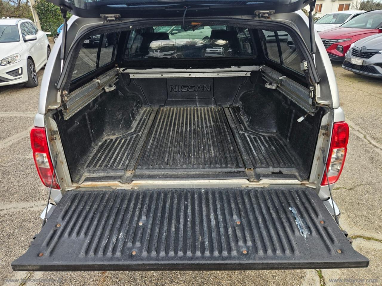 NISSAN Navara 2.5 dCi 4p. Double Cab XE