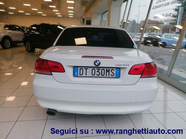 BMW 320 i cat Cabrio Attiva Steptronic 6R