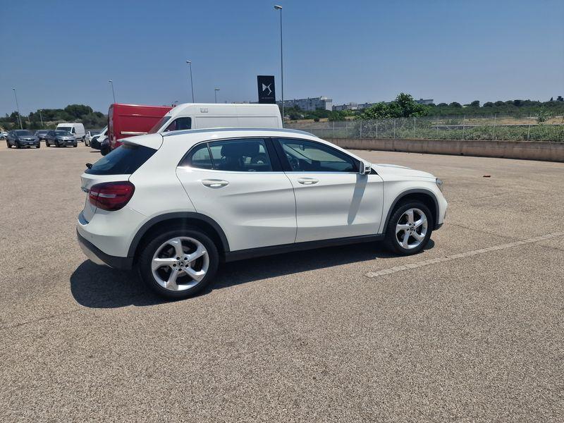 Mercedes-Benz GLA-X156 2017 - GLA 180 d Sport auto