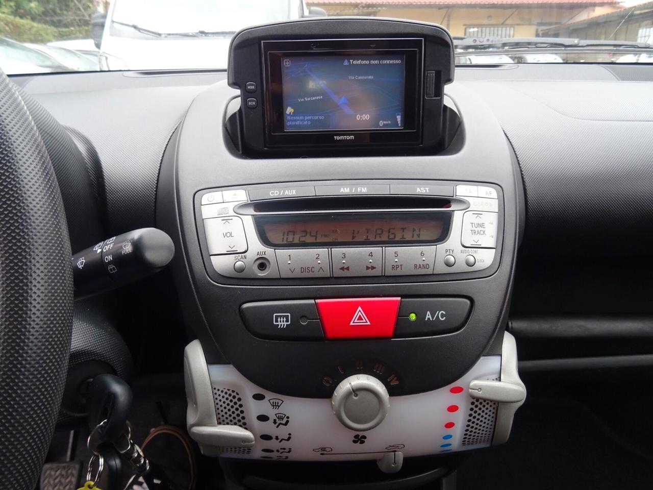 Toyota Aygo 1.0 12V VVT-i 5p Active Connect OK NEOP.