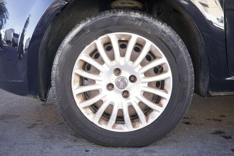 FIAT Grande Punto FIAT Grande Punto 1.4 5 porte Active Natural Power Unicoproprietario