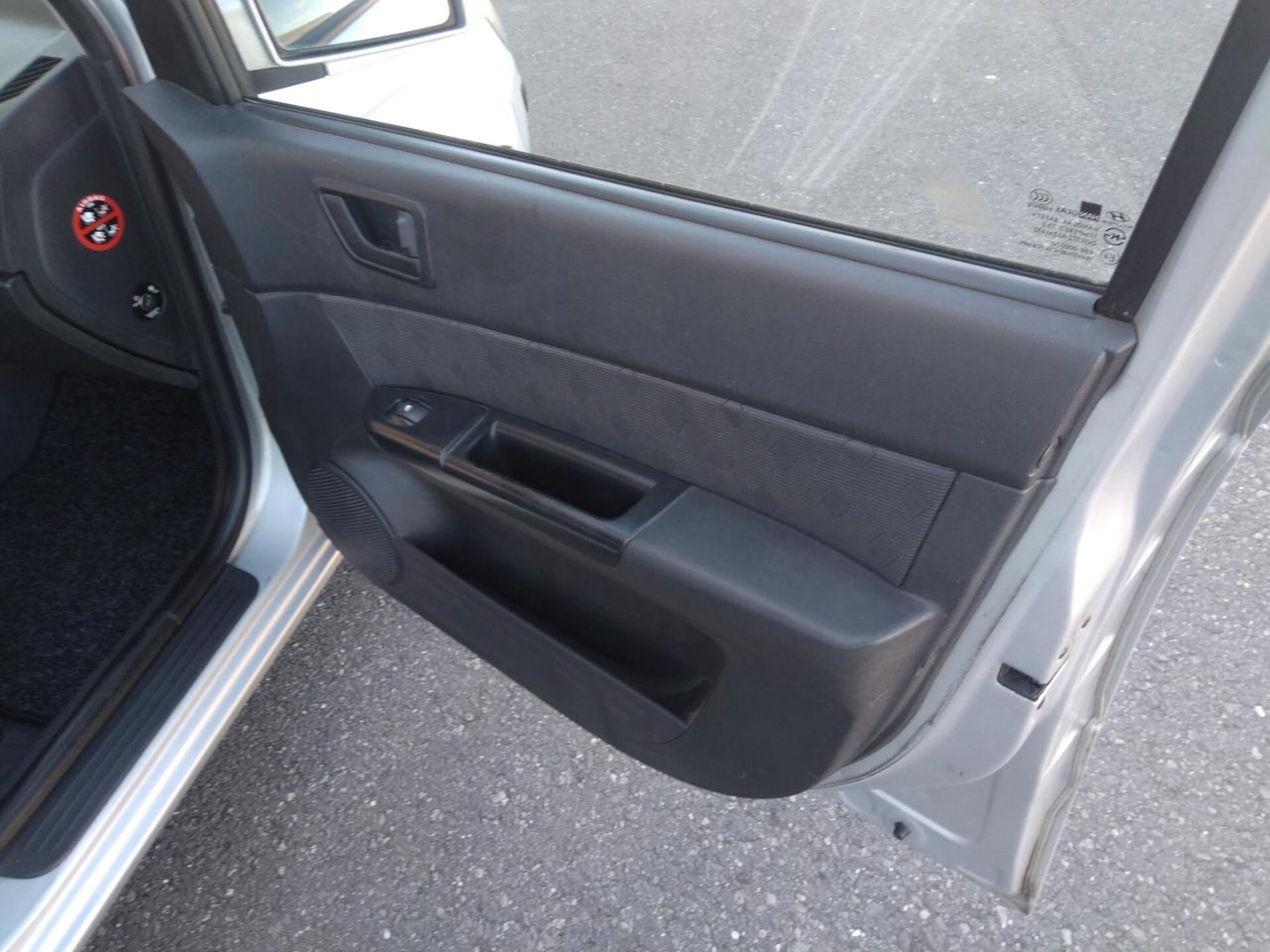 Hyundai Getz 1.4 16V 97cv 5p. Active cambio automatico x neopatentati