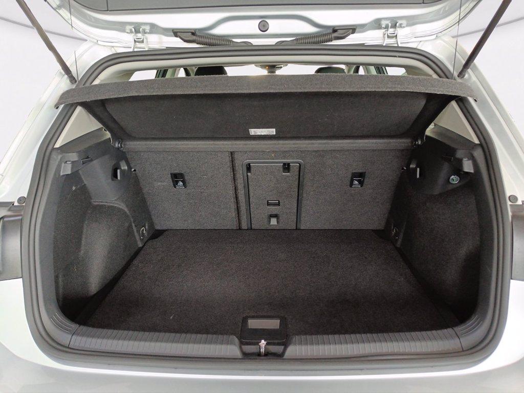 VOLKSWAGEN Golf 1.0 tsi evo life 110cv del 2021