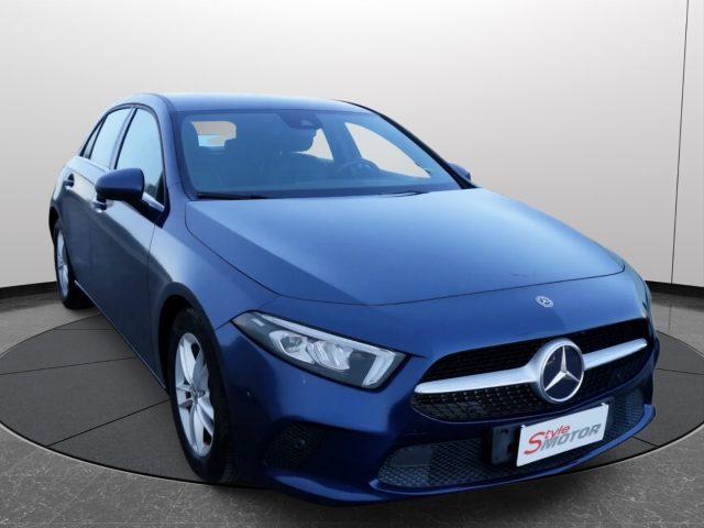 MERCEDES-BENZ A 180 d Automatic Business Extra