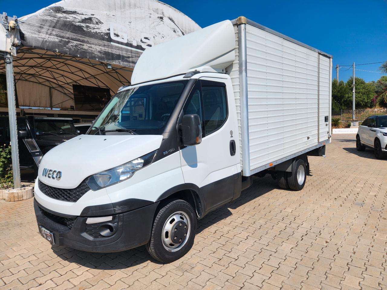 IVECO DAILY VASTO ASSORTIMENTO 35C15