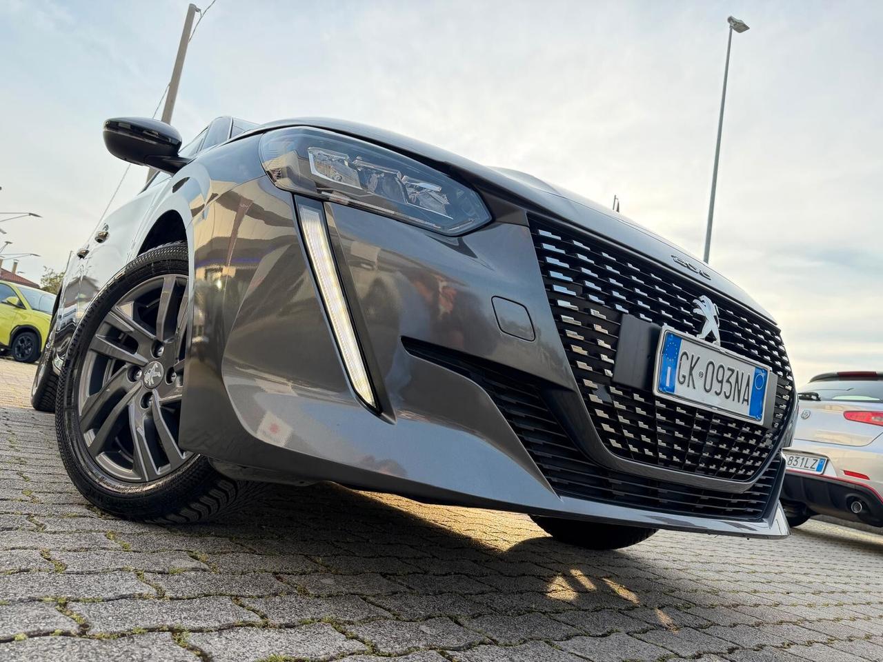 Peugeot 208 PureTech 75 Stop&Start 5 porte Like