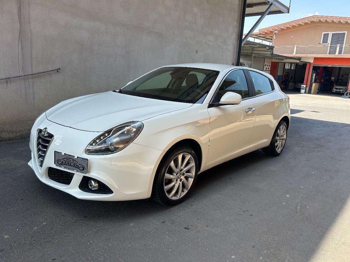 ALFA ROMEO - Giulietta - 1.6 JTDm-2 105 CV Distinctive