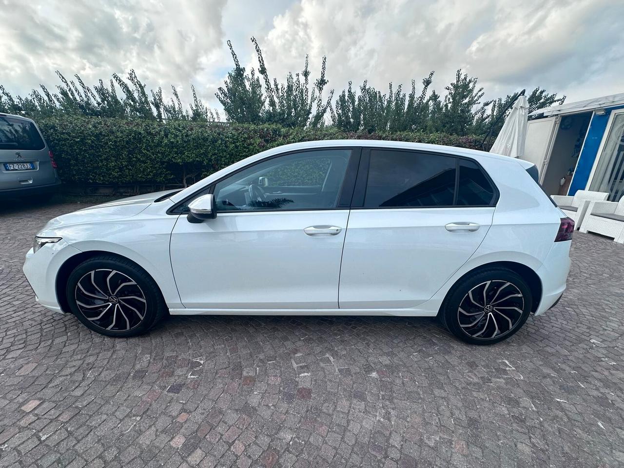 Volkswagen Golf 1.0 TSI EVO Life