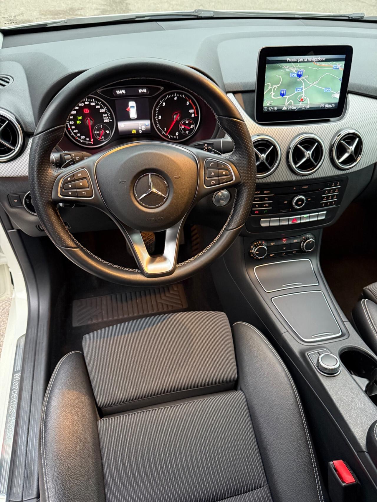 Mercedes-benz B 200 B 200 d Automatic Premium