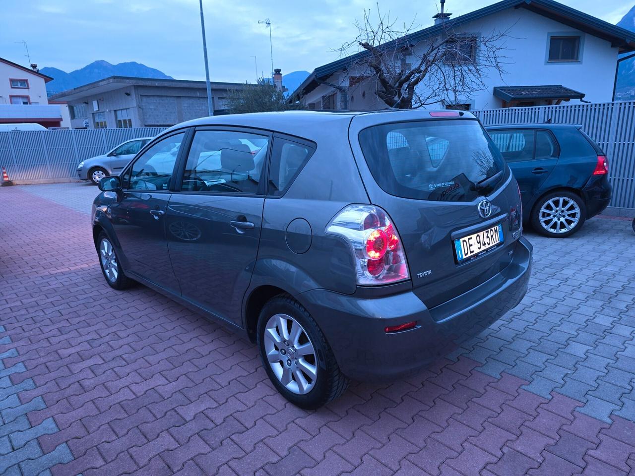 Toyota Corolla Verso 2.2D 130cv perfetta e garantito 12N