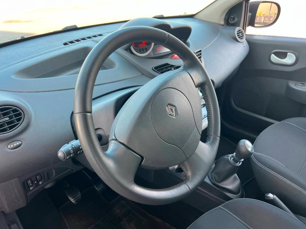 Renault Twingo 1.2 Yahoo Lev 75cv