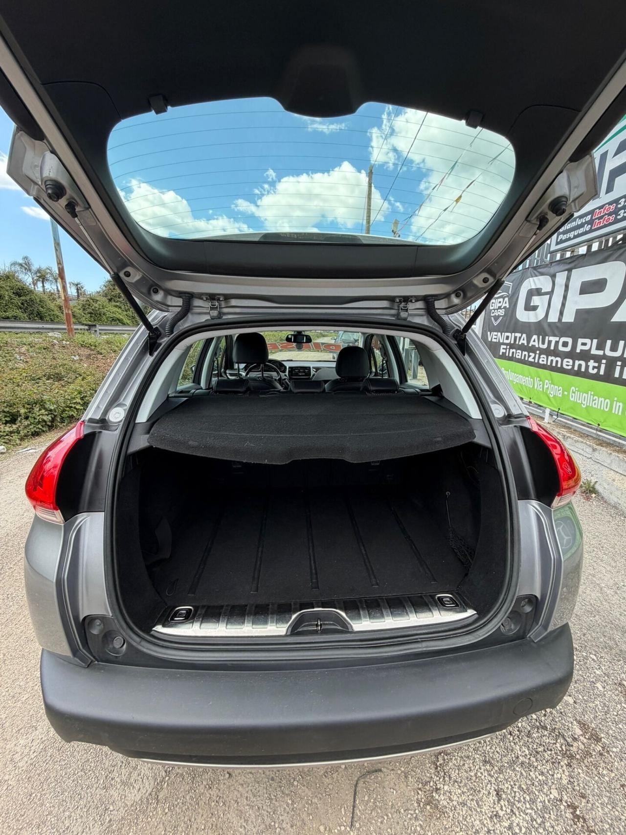 Peugeot 2008 1.6 e-HDi 115 CV Stop&Start Féline