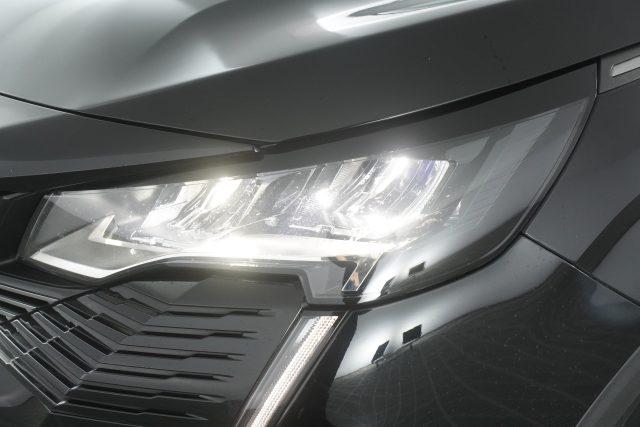 PEUGEOT 3008 3008 BlueHDi 130 EAT8 Allure Pack