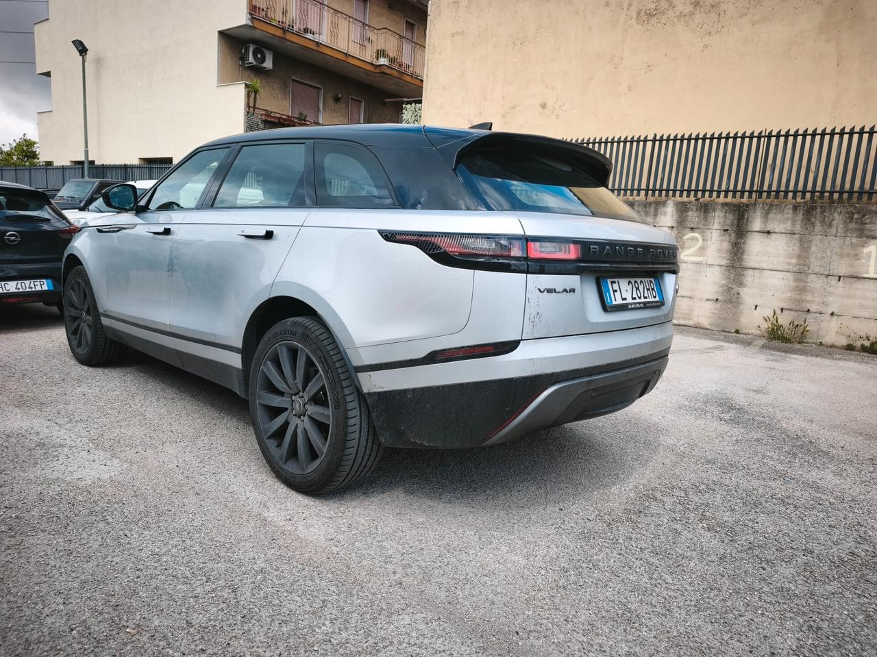 Land Rover Range Velar 2.0D I4 240 CV R-Dynamic HSE motore nuovo con fattura