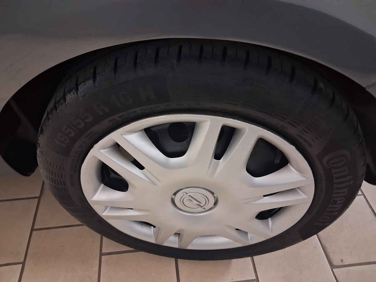 Opel Corsa 1.2 5 porte unico prop 2016