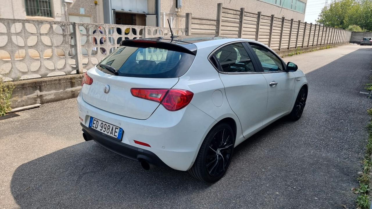 Alfa Romeo Giulietta 2.0 JTDm-2 170 CV