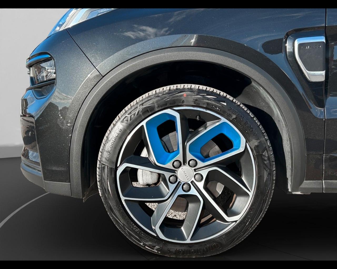 Lynk & Co 01 - 01 1.5 td phev auto