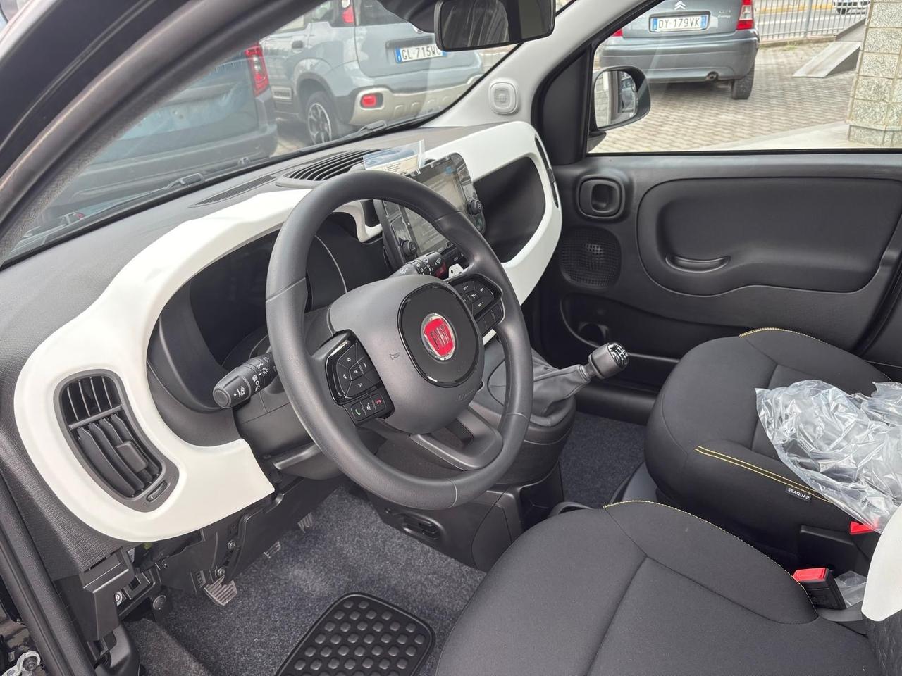 Fiat Panda Pandina 1.0 FireFly 65 CV Hybrid Cross
