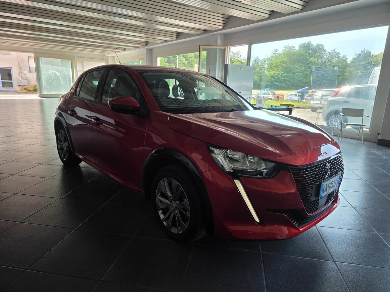 Peugeot 208 motore elettrico 136 CV 5 porte GT Pack