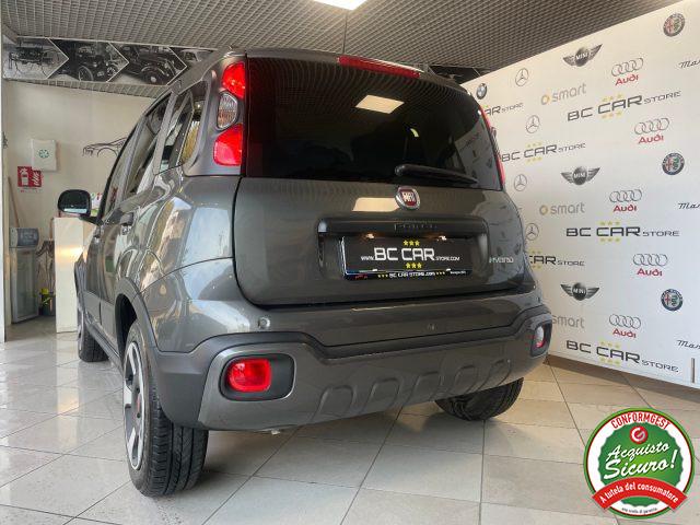 FIAT Panda Cross 1.0 Hybrid *DISPLAY COLORI