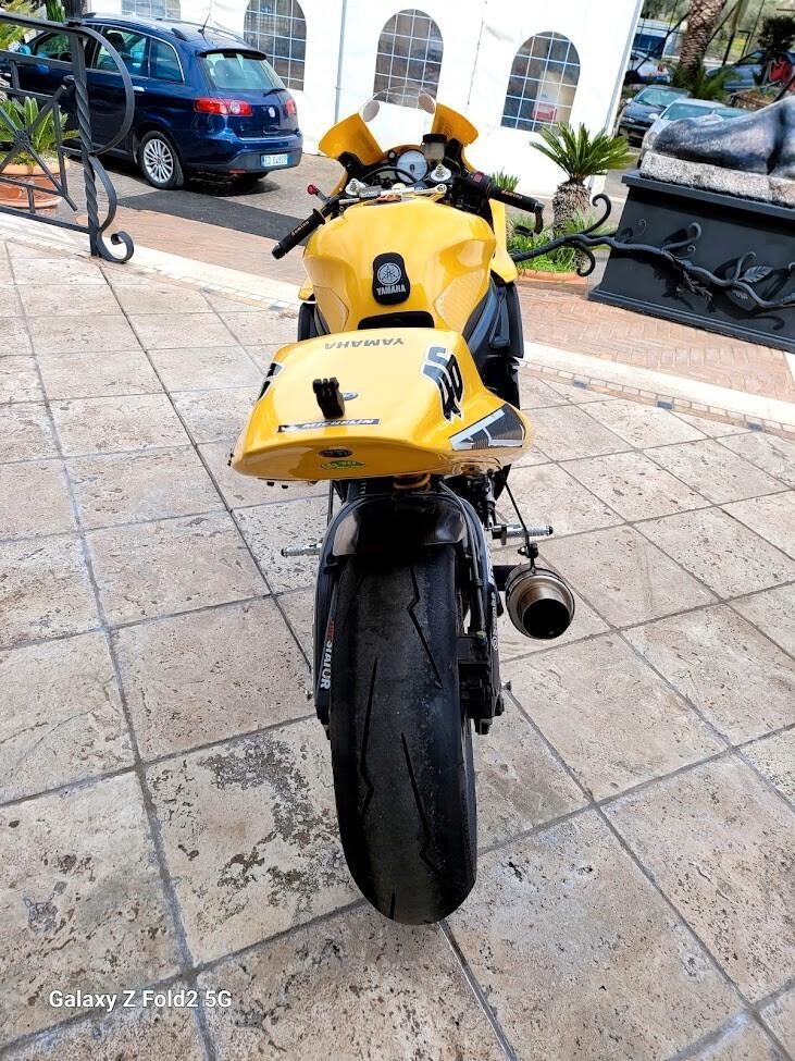 Yamaha YZF R6 Finanzio Fino a 180 mesi Ant 0