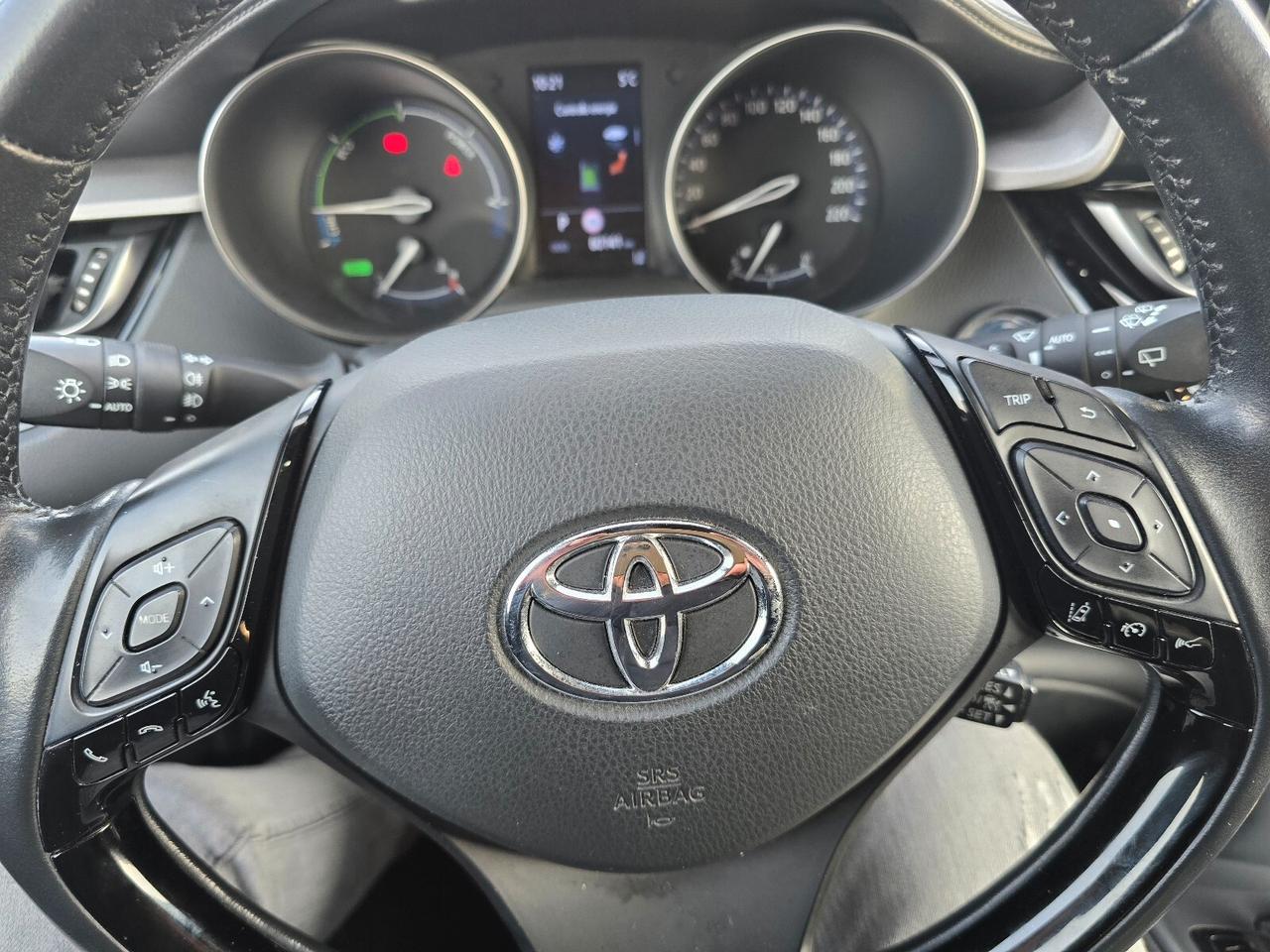 Toyota C-HR 1.8 Hybrid E-CVT Lounge