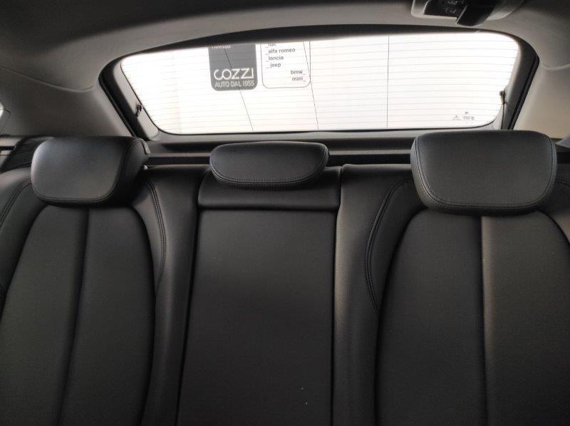 BMW Serie 2 A.T. (F45) - 216d Active Tourer Business