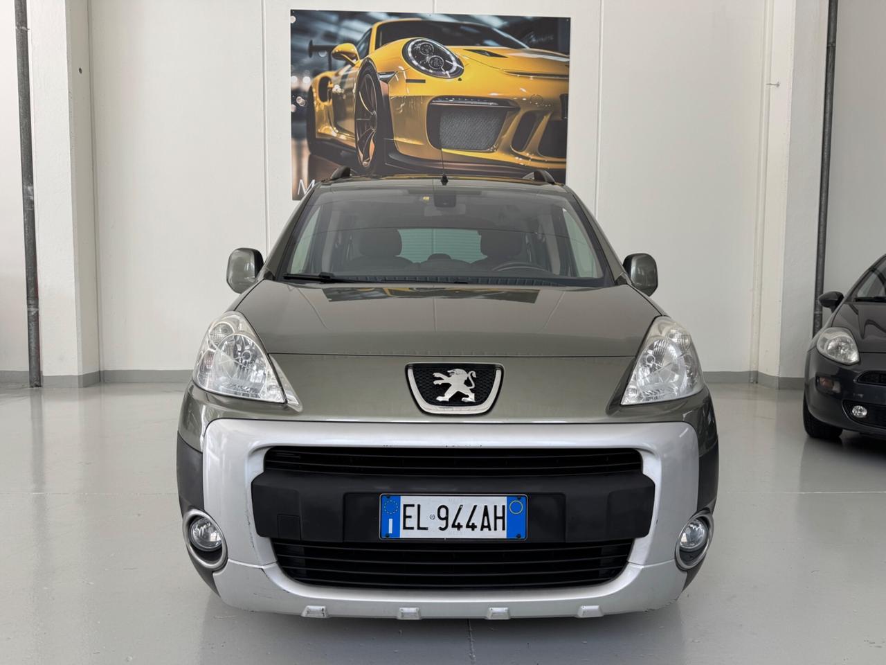 Peugeot Partner Tepee 1.6 HDi 92CV Outdoor