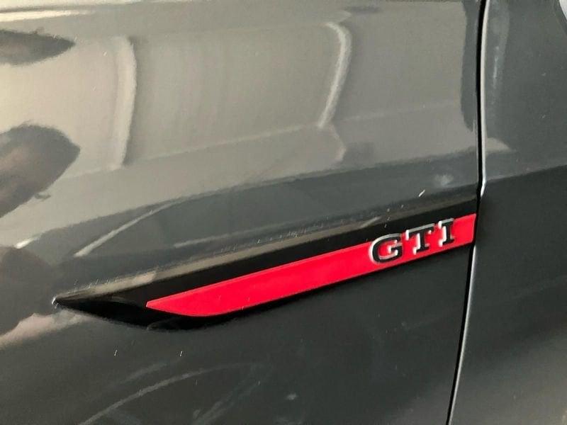 Volkswagen Golf GTI 2.0 TSI GTI DSG