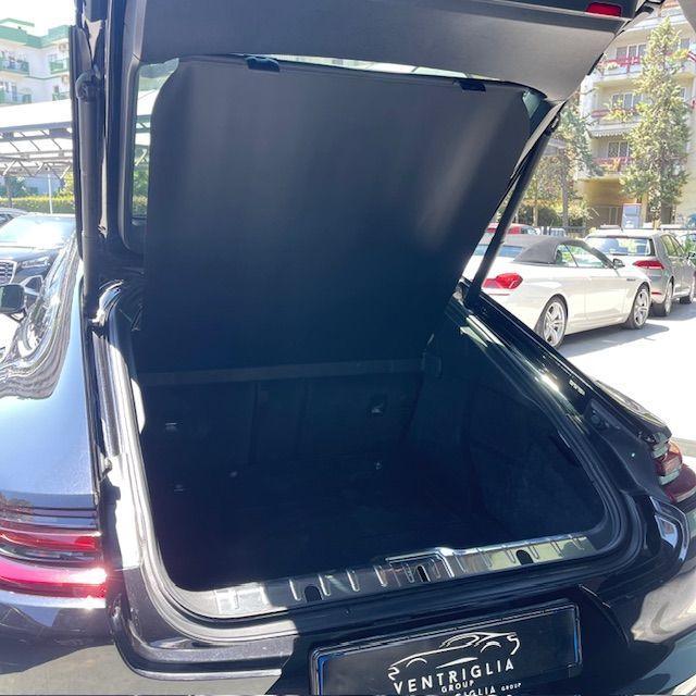 PORSCHE - Panamera - 4 E-Hybrid