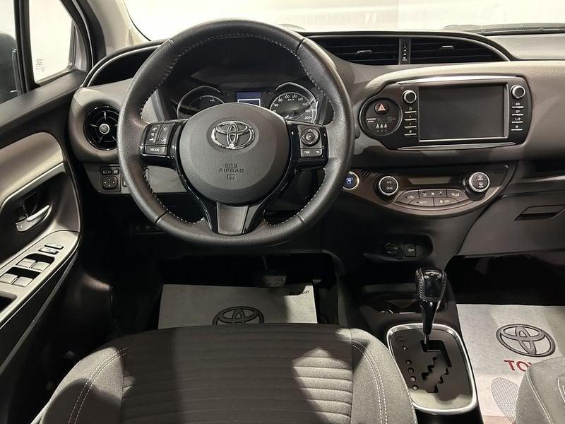 Toyota Yaris 1.5 Hybrid 5 porte Active X NEOPATENTATI + CERCHI IN LEGA