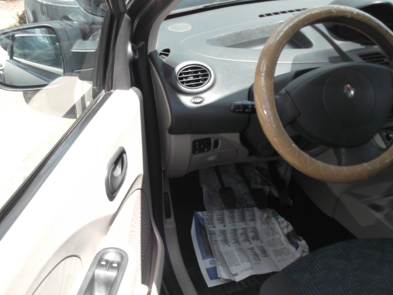 Renault Twingo 1.2 16V TCE Dynamique - 23