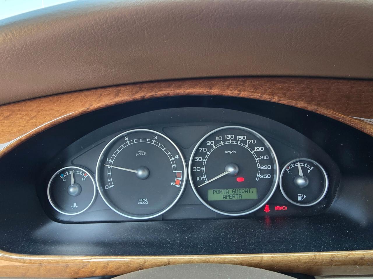 Jaguar X-Type 2.2D cat Executive cDPF