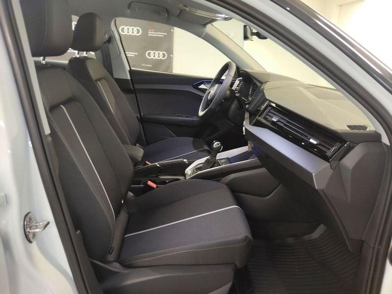 Audi A1 A1 allstreet 30 1.0 tfsi Identity Contrast 116cv s tronic