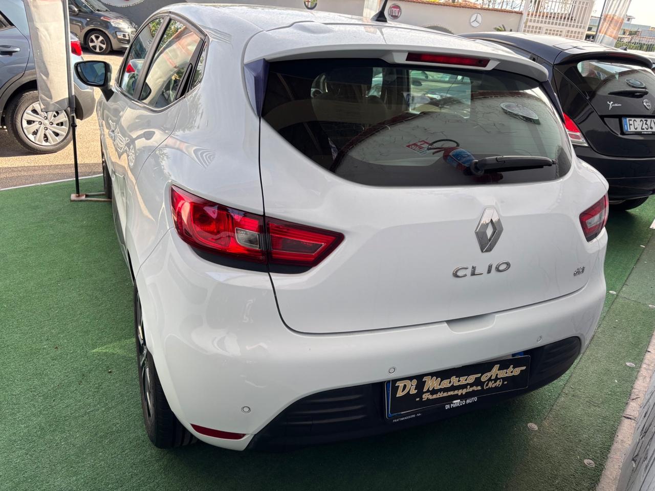 Renault Clio dCi 8V 75 CV Start&Stop 5 porte Energy Duel