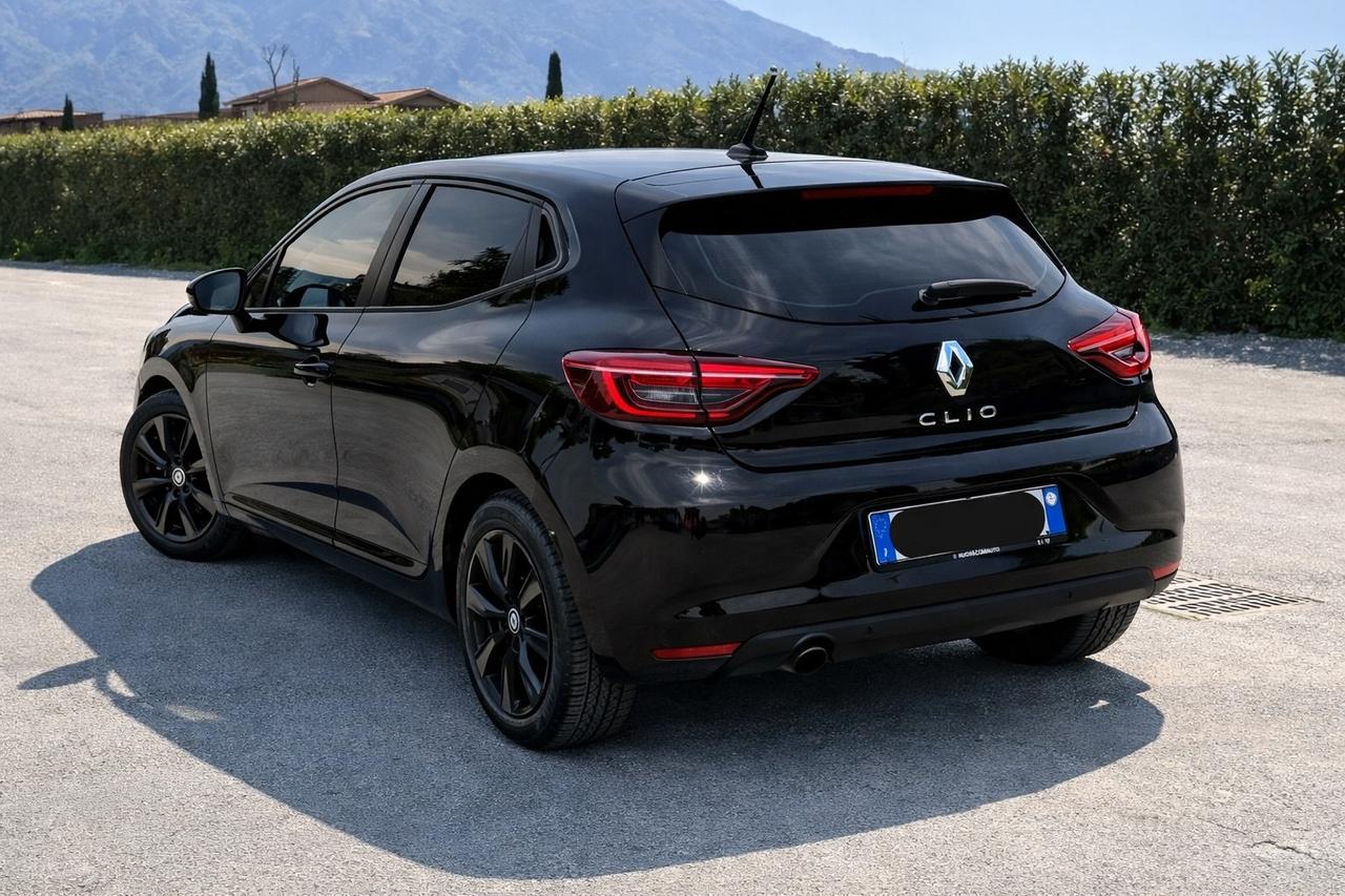 Renault Clio 1.0 Benz - GPL 12 Mesi di Garanzia