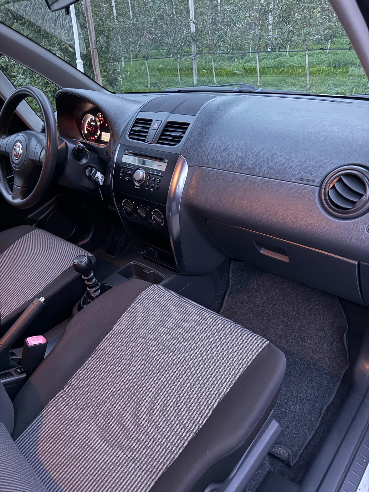 Fiat Sedici 2.0 MJT 16V DPF 4x4 Experience