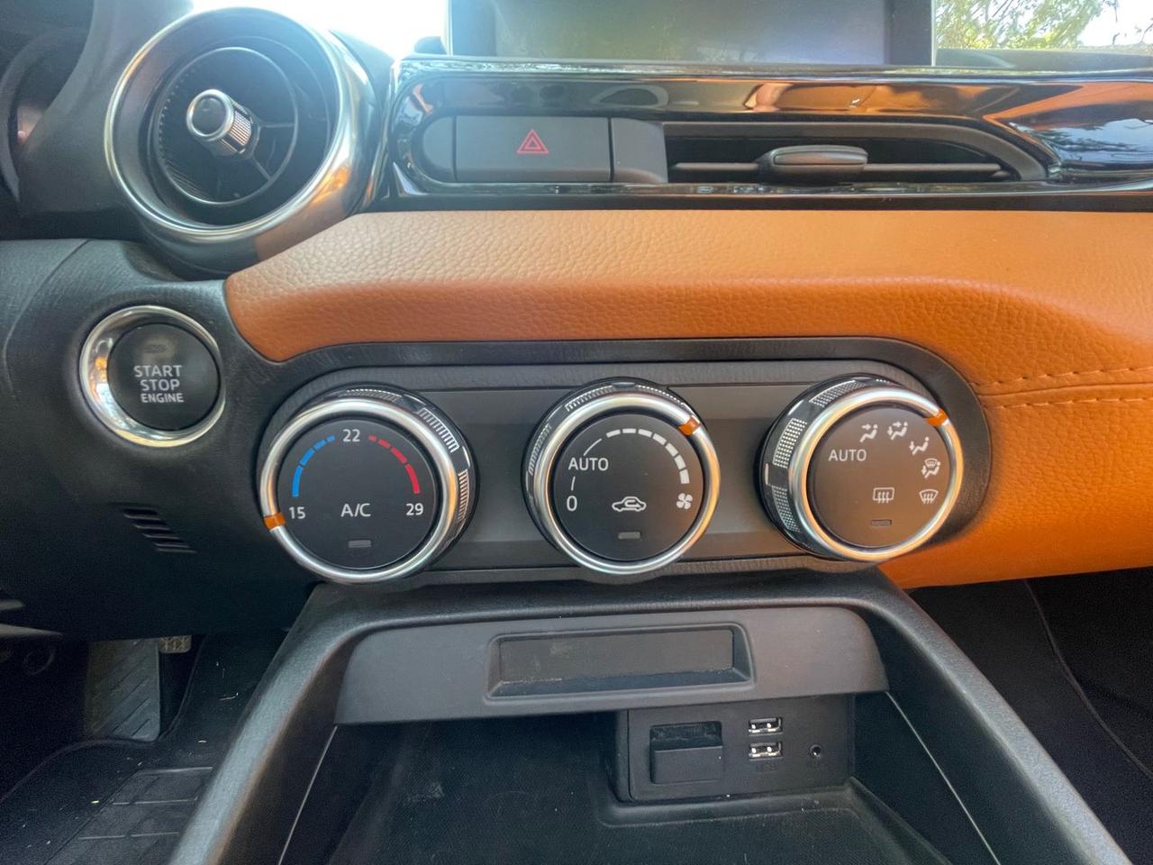 Fiat 124 Spider Lusso 1.4 Multiair Turbo #6089