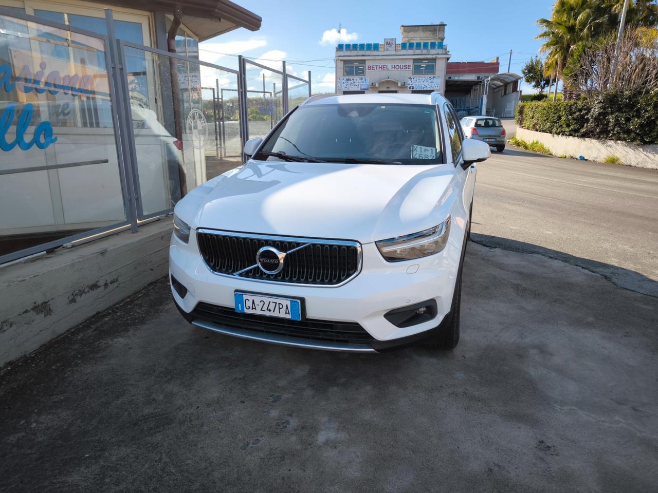 Volvo XC40 D3 Geartronic Momentum Pro