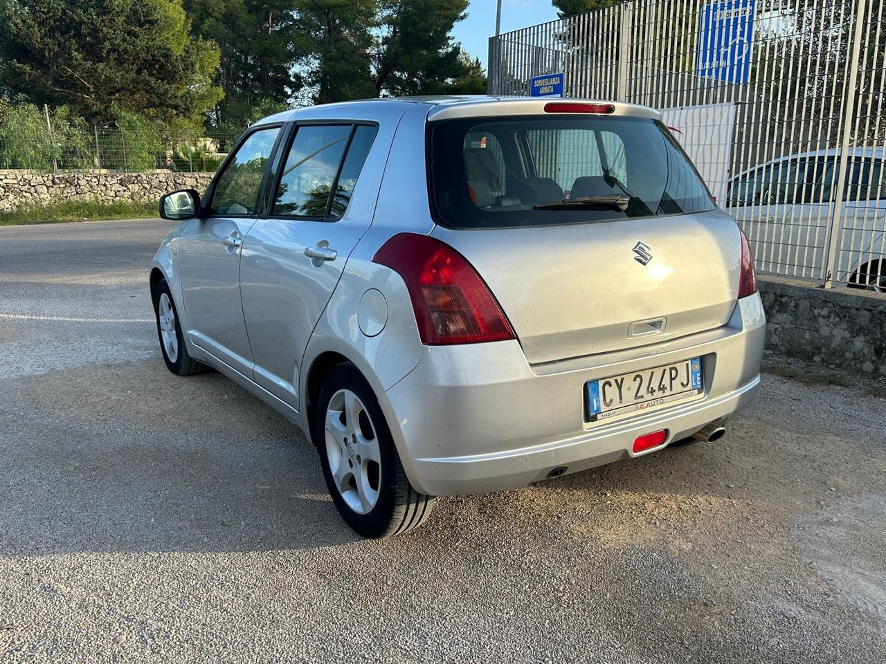 Suzuki Swift 1.3 5p. GPL-2006