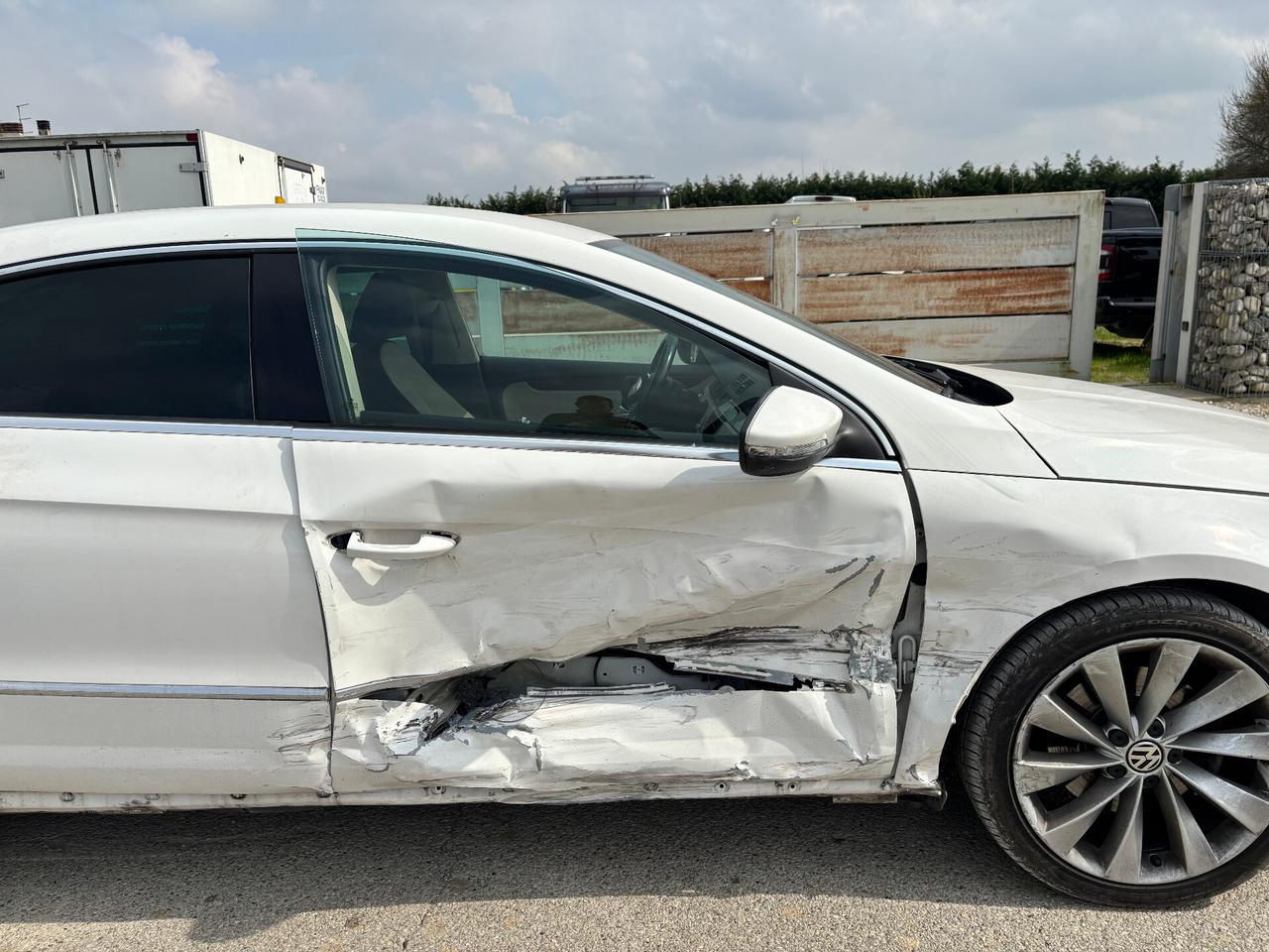 Volkswagen Passat CC 2.0 TDI DPF BlueTDI