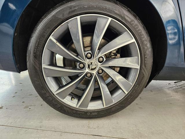 Skoda Superb Superb Wagon 2.0 tdi Laurin 4x4