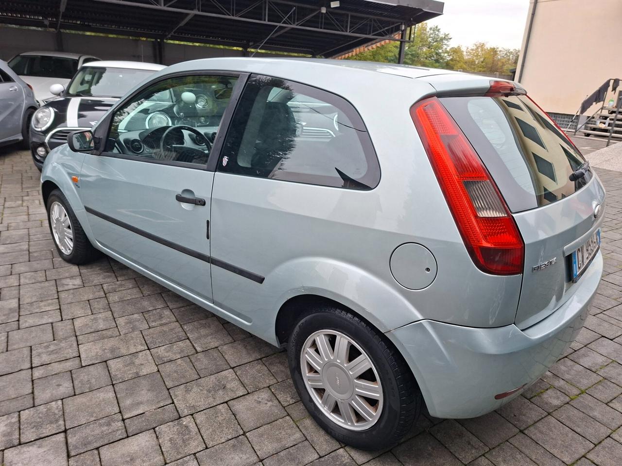 Ford Fiesta 1.2 16V 3p. Ghia NEOPATENTATI