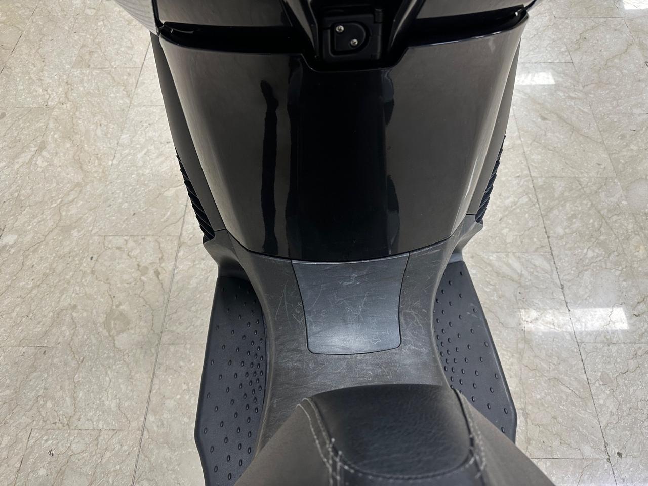 Aprilia Scarabeo 300 S