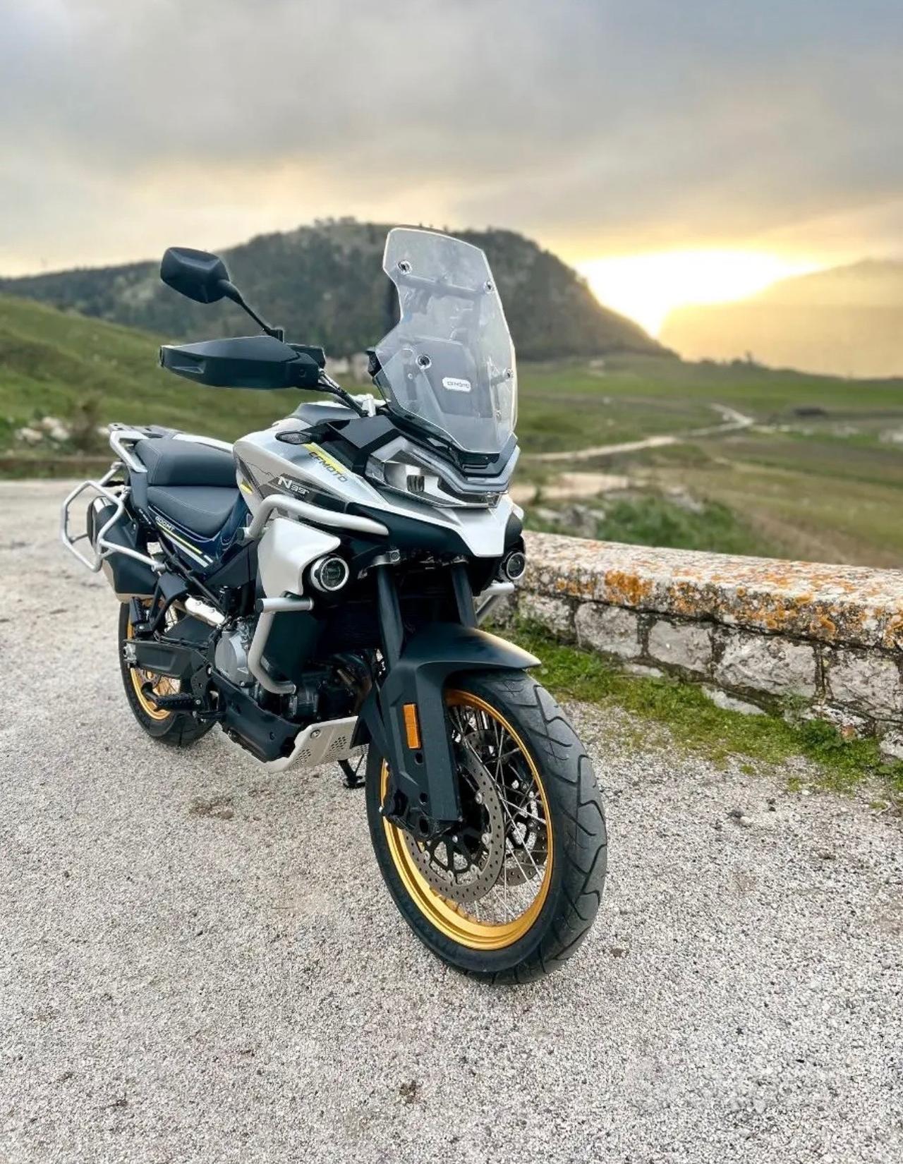 Cf Moto 800MT - 2023