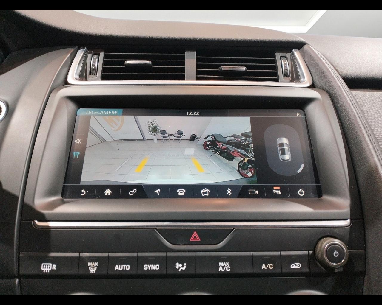 JAGUAR E-Pace (X540) E-Pace 2.0D 150 CV A...