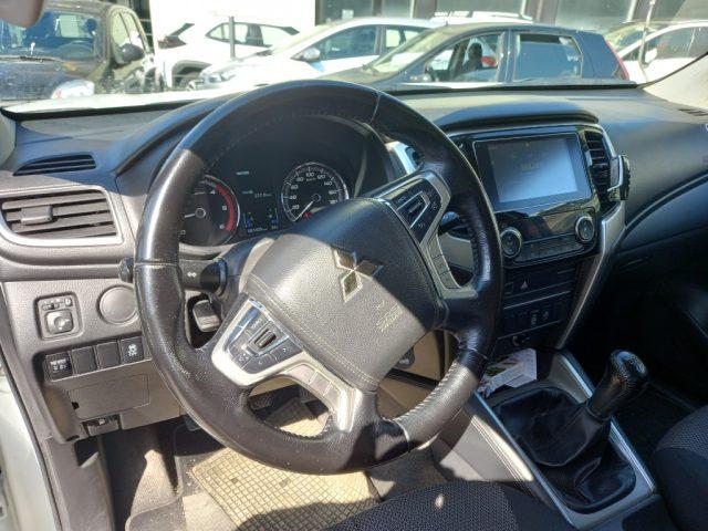 MITSUBISHI L200 2.3 D Double Cab 4x4 Super Select P2 Intouch Inten